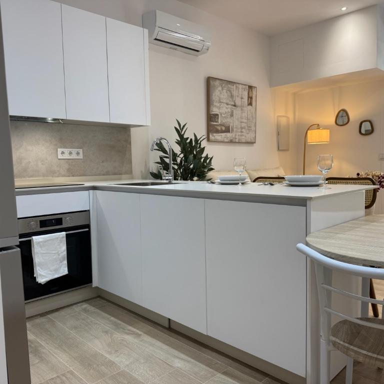 Apartamentos Centro Suites - Estudio Deluxe - 12
