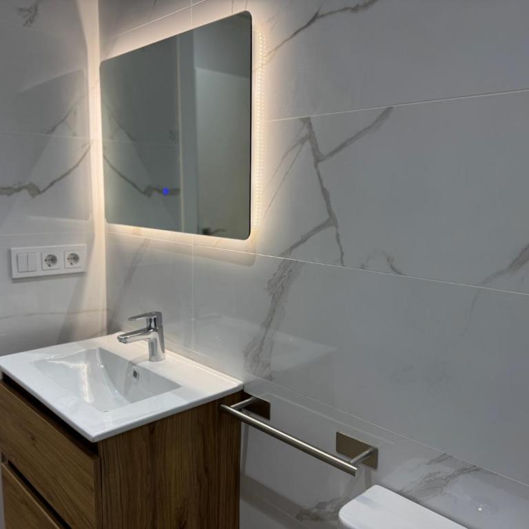 Apartamentos Centro Suites - Estudio Deluxe - 17