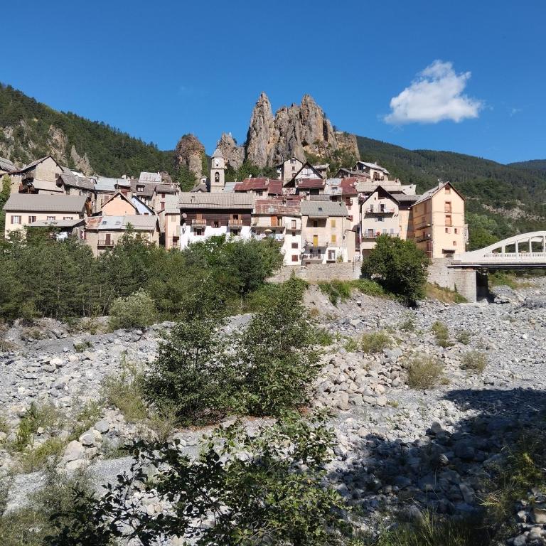 Loft neuf 4 couchages Peone- Valberg - Studio - Vue sur Montagne - 18