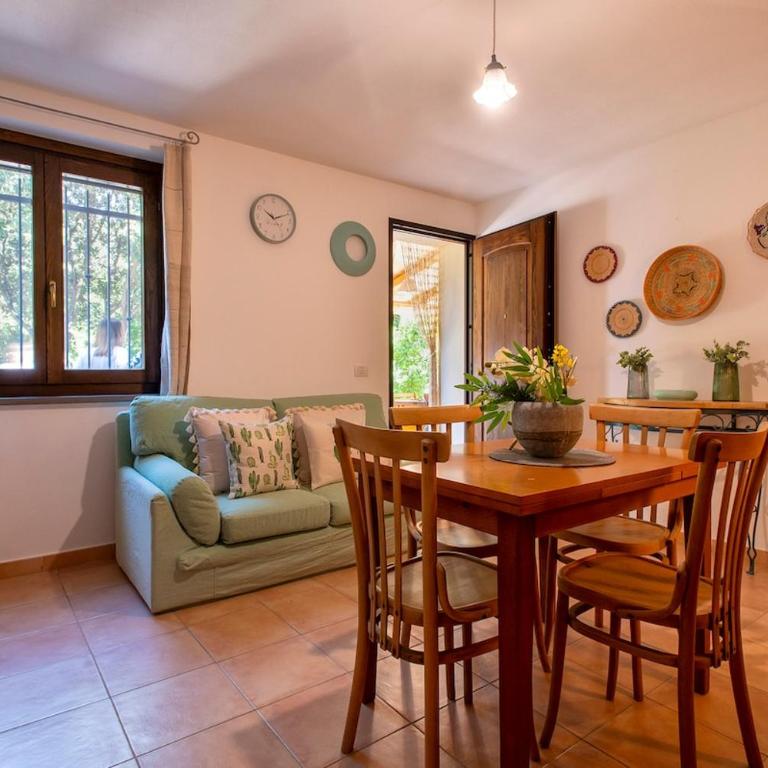 NURAS - Casa Tiria - garden & private pool - Two-Bedroom Apartment with Private Pool - 30