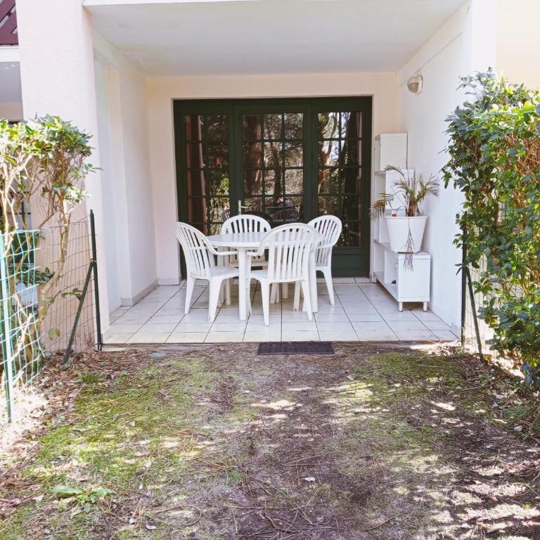 Appartement Golf et Océan - Appartement 1 Chambre - 22