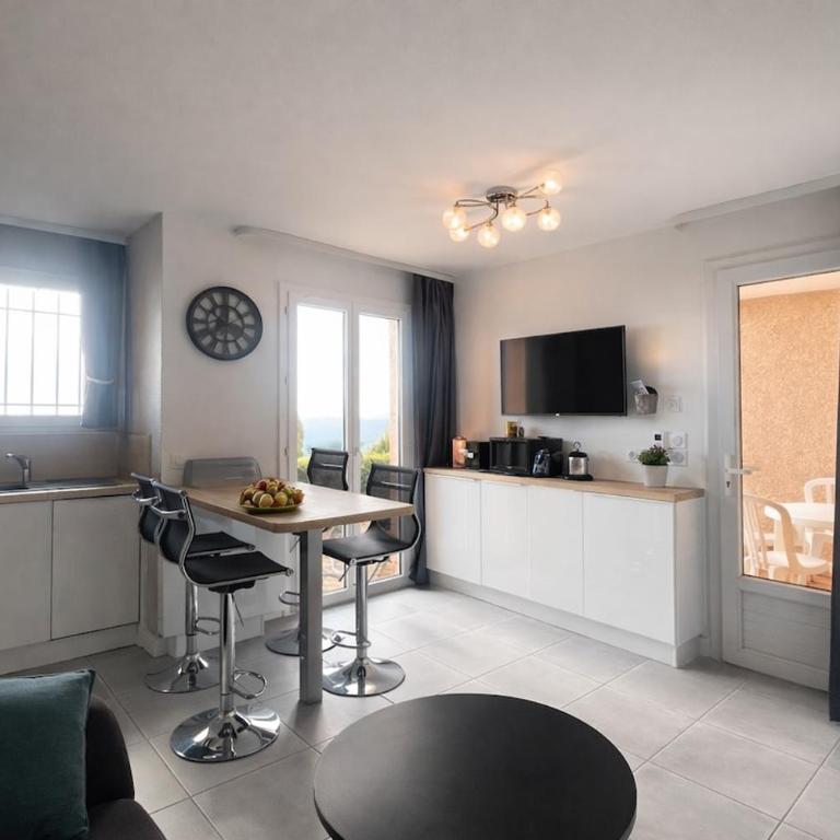 Les Terrasses Azur, Vue mer, Piscine et Tennis - Appartement 2 Chambres - 3