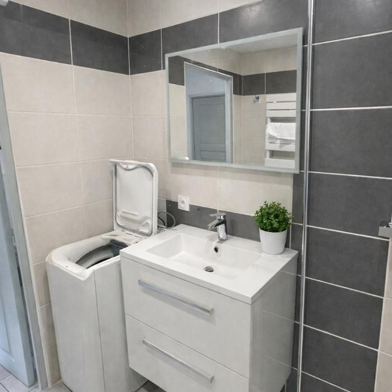 Les Terrasses Azur, Vue mer, Piscine et Tennis - Appartement 2 Chambres - 4