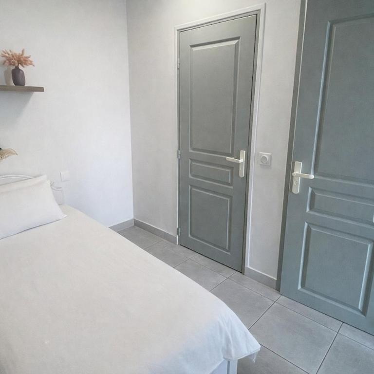 Les Terrasses Azur, Vue mer, Piscine et Tennis - Appartement 2 Chambres - 11