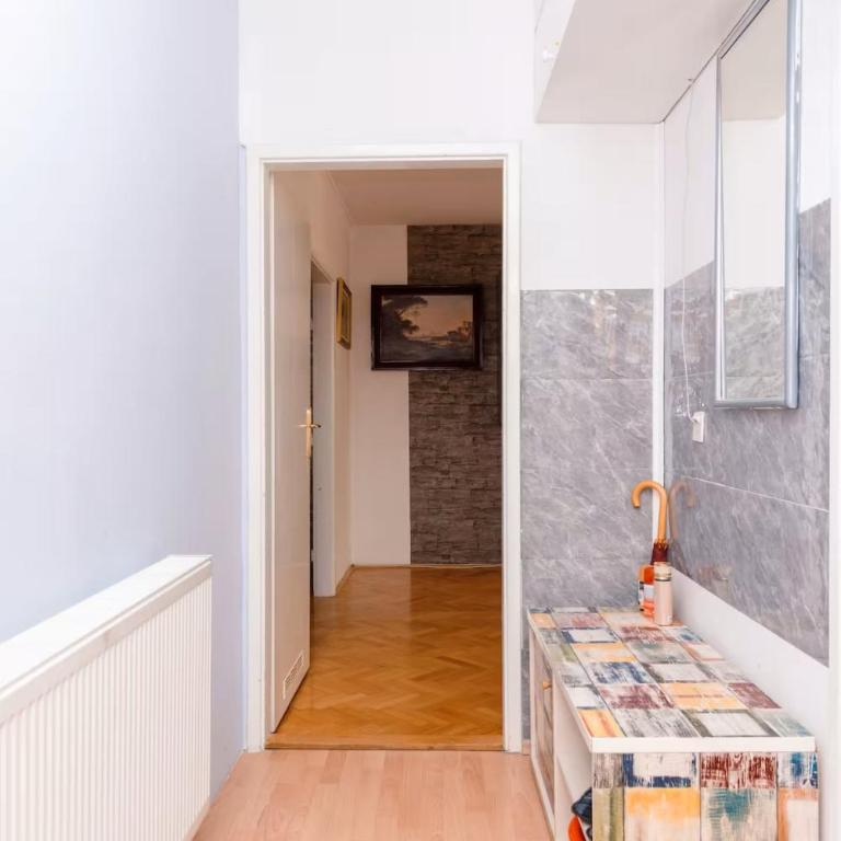 Panorama City Hall Wiew - Sarajevo Cable car apartment - Two-Bedroom Apartment - 23