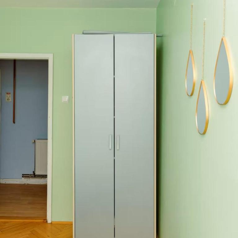 Panorama City Hall Wiew - Sarajevo Cable car apartment - Two-Bedroom Apartment - 13