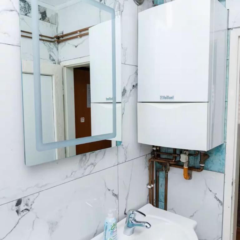 Panorama City Hall Wiew - Sarajevo Cable car apartment - Two-Bedroom Apartment - 18