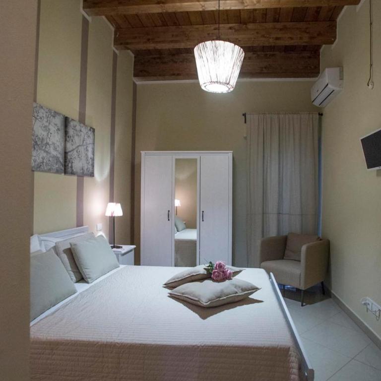 Stampace Apartments - One-Bedroom Apartment - 1