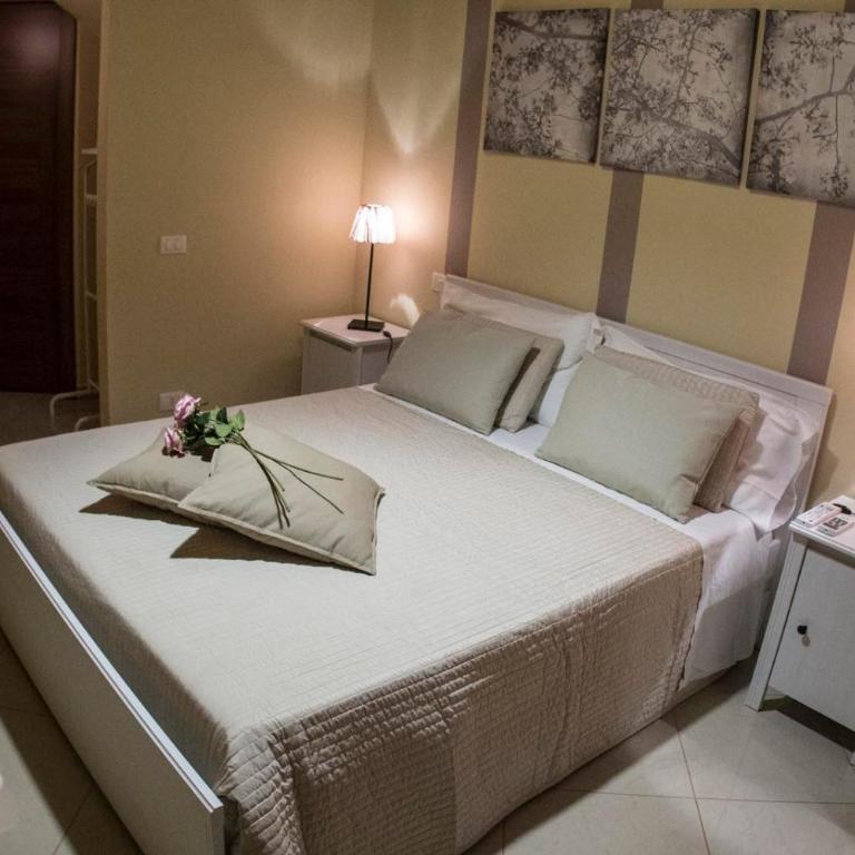 Stampace Apartments - One-Bedroom Apartment - 12