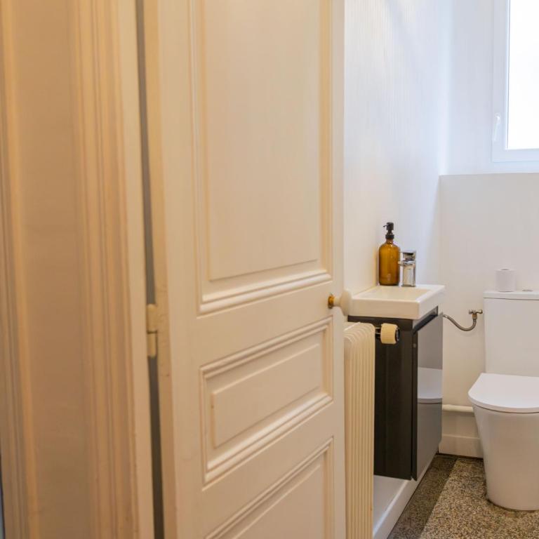 Appartement de charme en hyper centre - Apartment mit 2 Schlafzimmern - 26