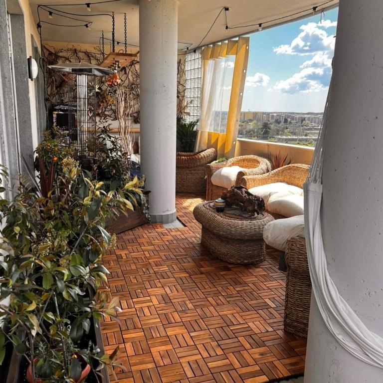 Terrazza su Roma vicino metro B e Stazione Tiburtina - Appartamento con 1 Camera da Letto con Balcone e Vista Città - 1