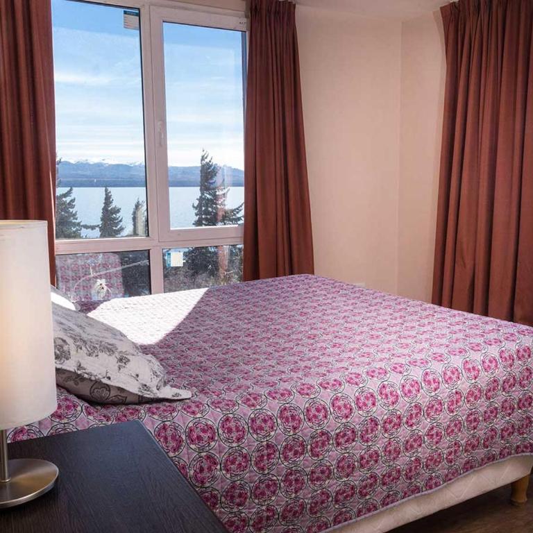 Bariloche centro, varios edificios, San Martin 460, Mitre 670 y Pannozzi 63 - Apartamento de 2 dormitorios con vistas al lago - 1