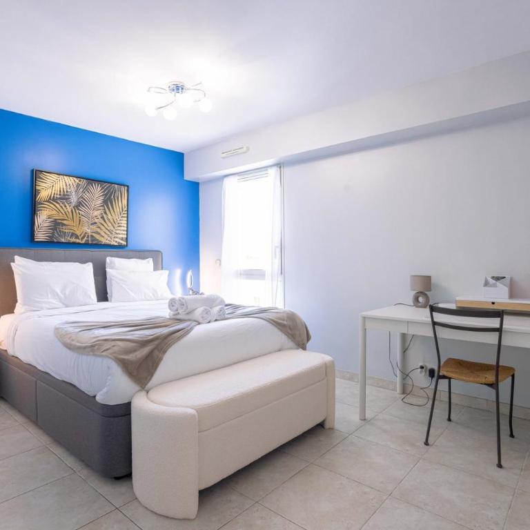 Blue Riviera - Terrace with sea view, pool, modern, spacious, AC - Apartment - 29