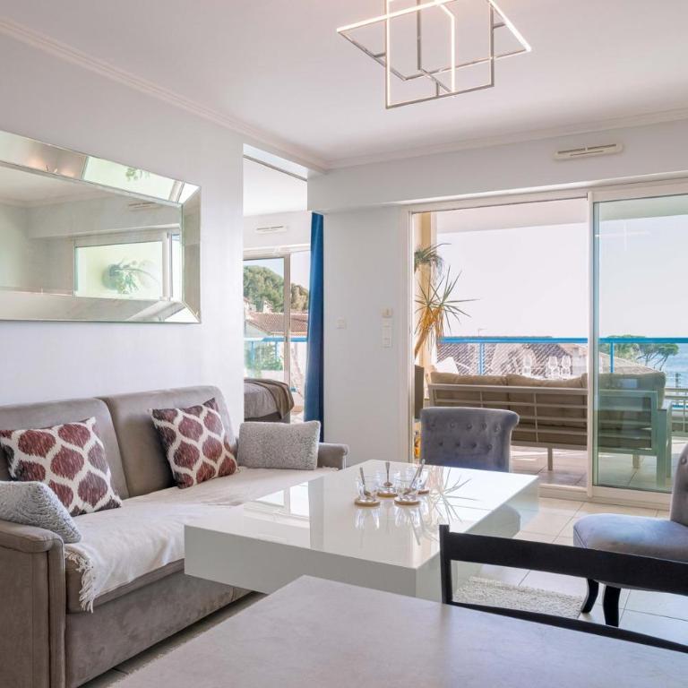 Blue Riviera - Terrace with sea view, pool, modern, spacious, AC - Apartment - 23