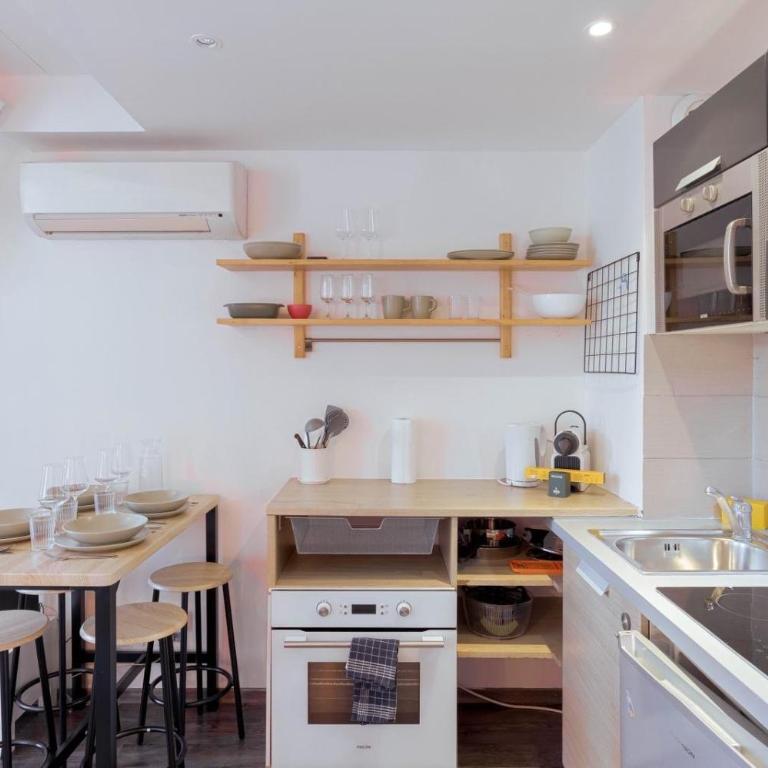 Africa - Unique, AC, 10mn from Palais&Beach, cozy - Maisonette-Apartment - 16