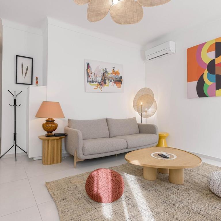 Josi - 2 chambres, central, 10mn du Palais&Plages, neuf, clim - Apartment - 7