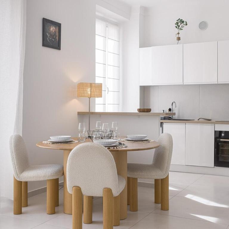 Josi - 2 chambres, central, 10mn du Palais&Plages, neuf, clim - Apartment - 2