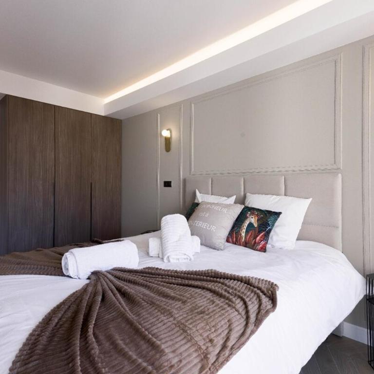 La Lorraine - Proche plage, 10m Palais, central, clim, moderne - Apartment - 20