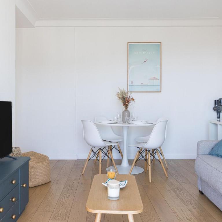 Perchoir - Balcon, vue sur la ville, Palais&Plages - Apartment - 10