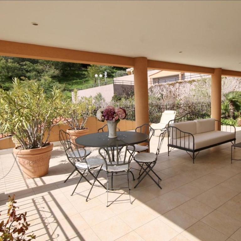 Villa Mimosa - Piscine, tennis, terrasse vue mer, clim, wifi - Apartment with Terrace - 1