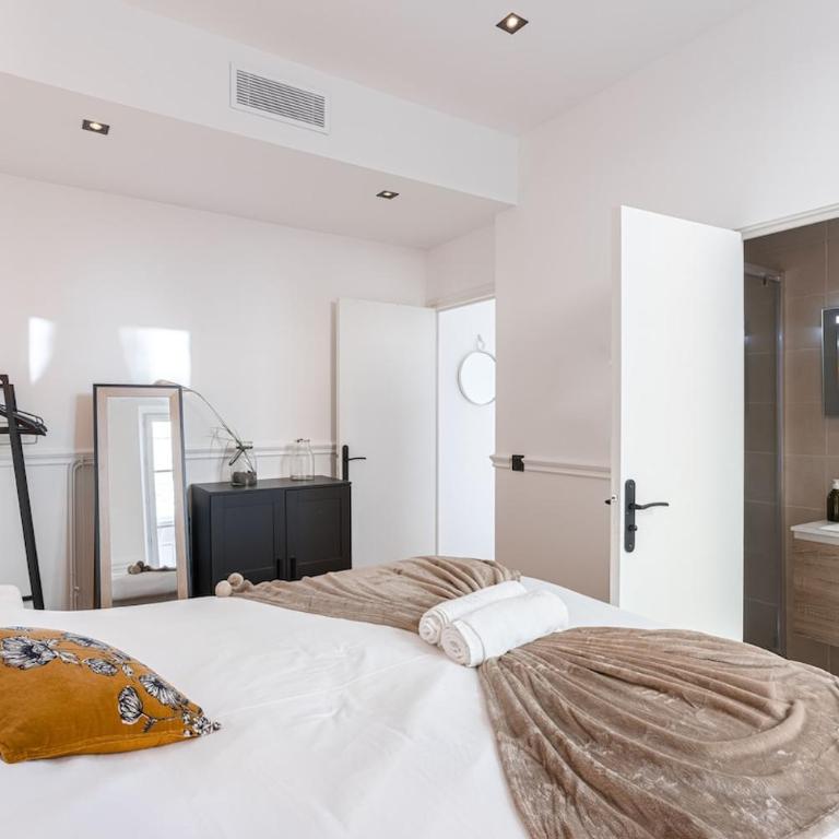 Syssi - 3 Chambres avec salles de bains, spacieux, calme, moderne, idéal congrès - Apartment - 5