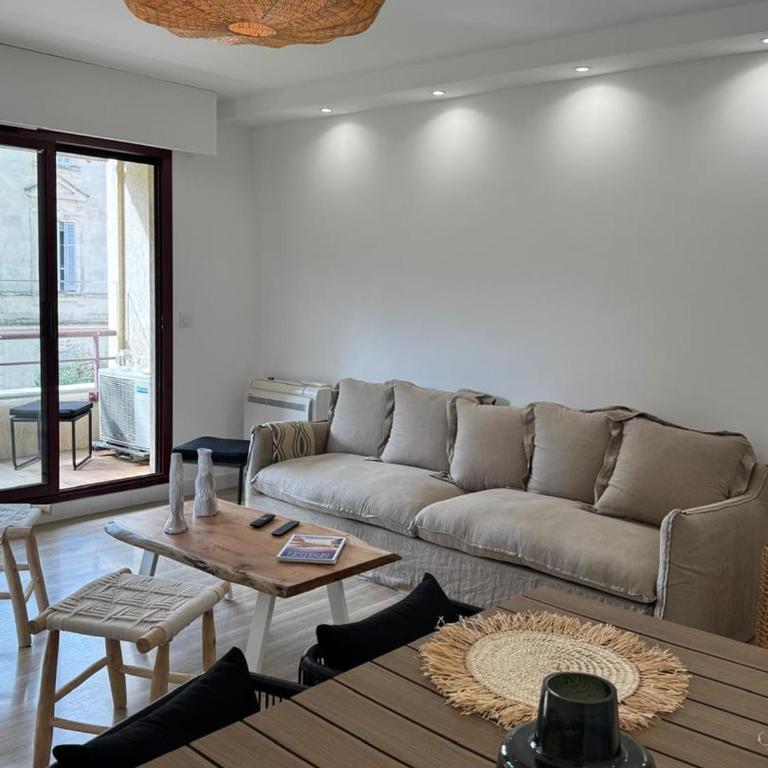 Isola Bella - Piscine, terrasse, calme, à 15 min de la plage - Apartment - 8