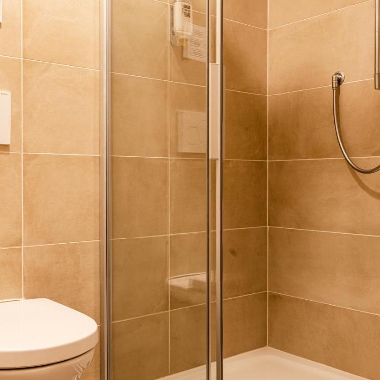 B&B Hotel Sonneck - Camera Piccola Doppia con Letti Singoli - 3