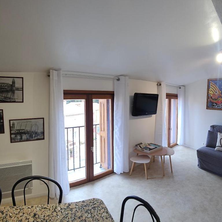 Grand studio mezzanine à 3min à pied de la plage - Apartment mit 2 Schlafzimmern - 2