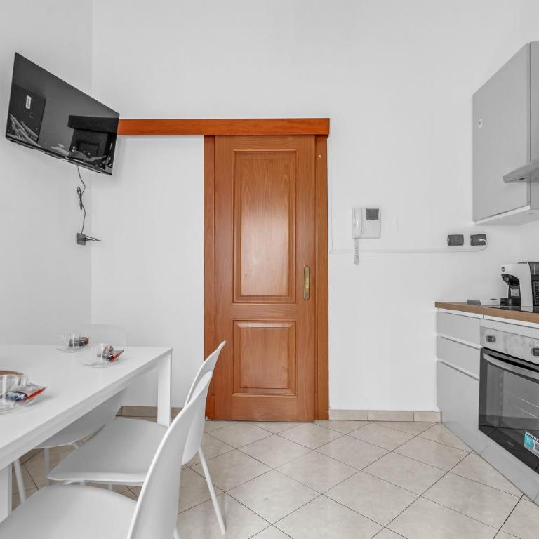 POS36 Ampio e Confortevole Appartamento per 6 a Milano - Appartamento con 2 Camere da Letto - 2