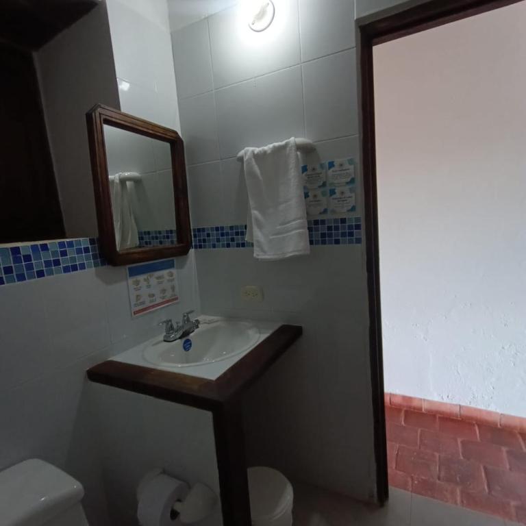 Los recuerdos de Carmen - Family Room with Mountain View - 4