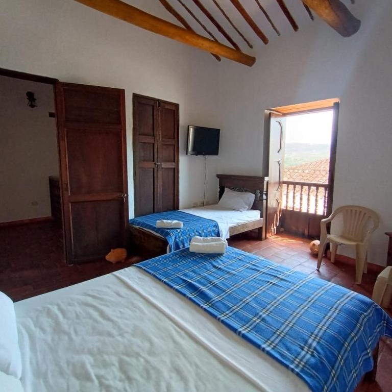 Los recuerdos de Carmen - Family Room with Mountain View - 9