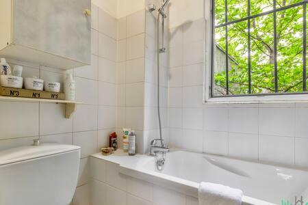 Faubourg Du Temple 2 - CI - Pleasant, light-filled Parisian studio - 2p - Appartement - 11