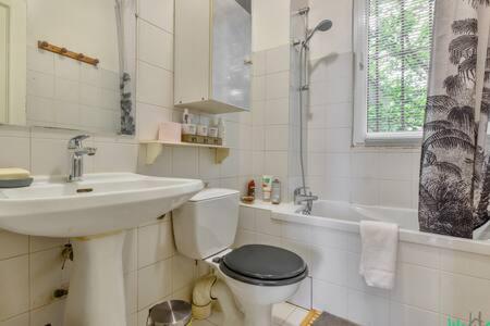 Faubourg Du Temple 2 - CI - Pleasant, light-filled Parisian studio - 2p - Appartement - 5