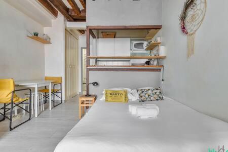 Faubourg Du Temple 2 - CI - Pleasant, light-filled Parisian studio - 2p - Appartement - 2