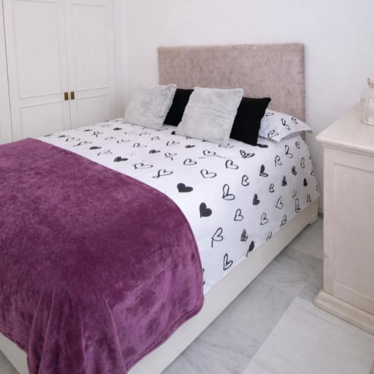Apartamento 3 dormitorios con garaje y wifi gratis a pocos minutos del centro de Jerez - Apartamento Superior con 3 dormitorios - 16
