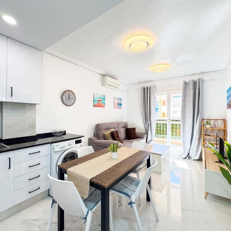 013 Sunny Beach Spain Apartment - Alicante Holiday - Apartamento con balcón - 2