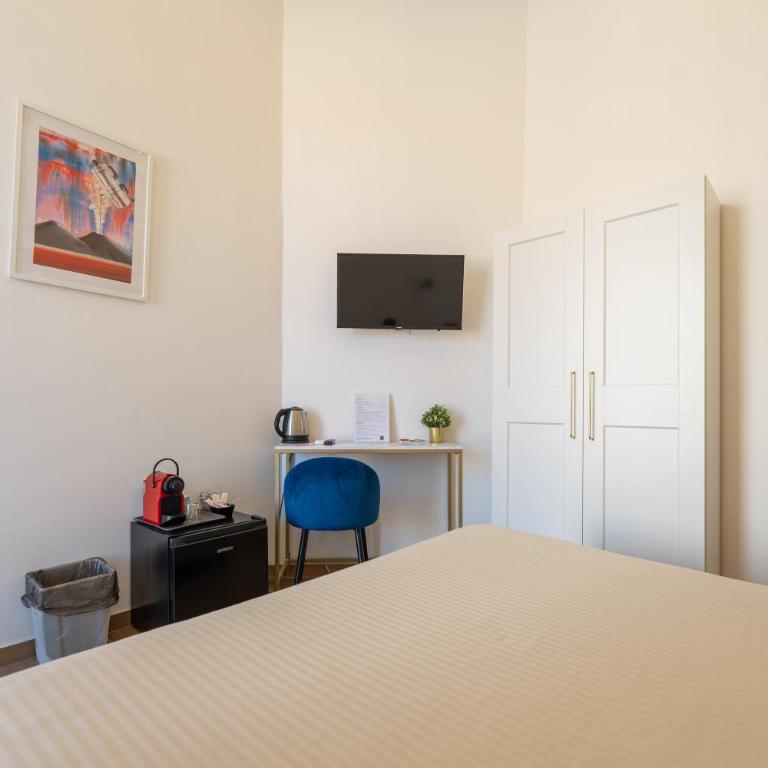 Blu Parthenope Suites - Superior Double Room - 70
