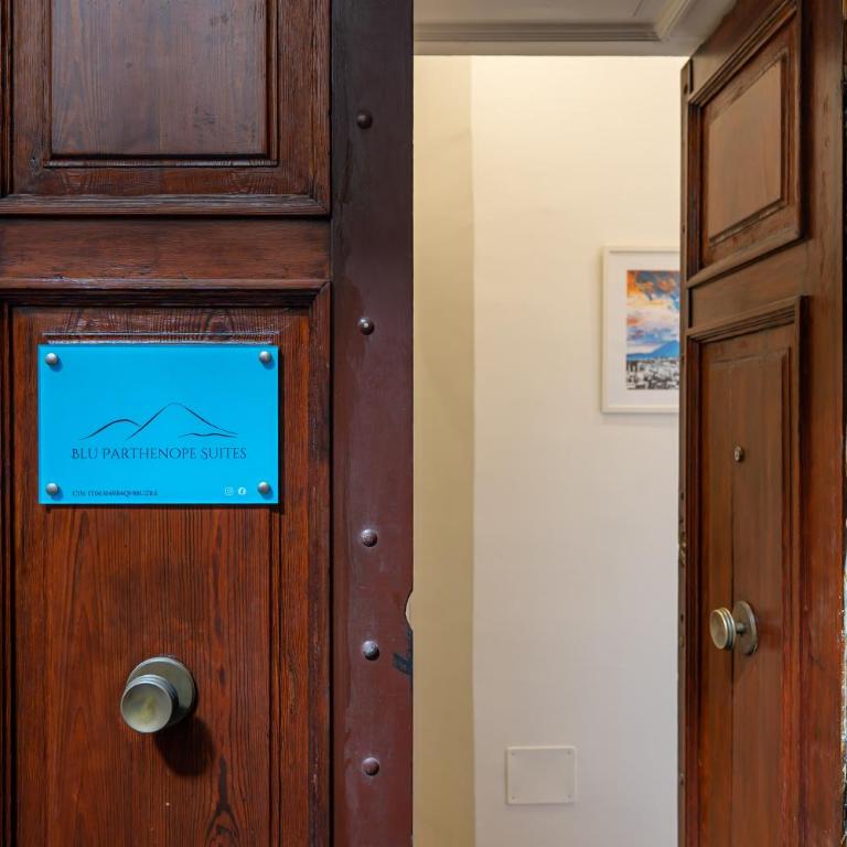 Blu Parthenope Suites - Deluxe Double Room - 19