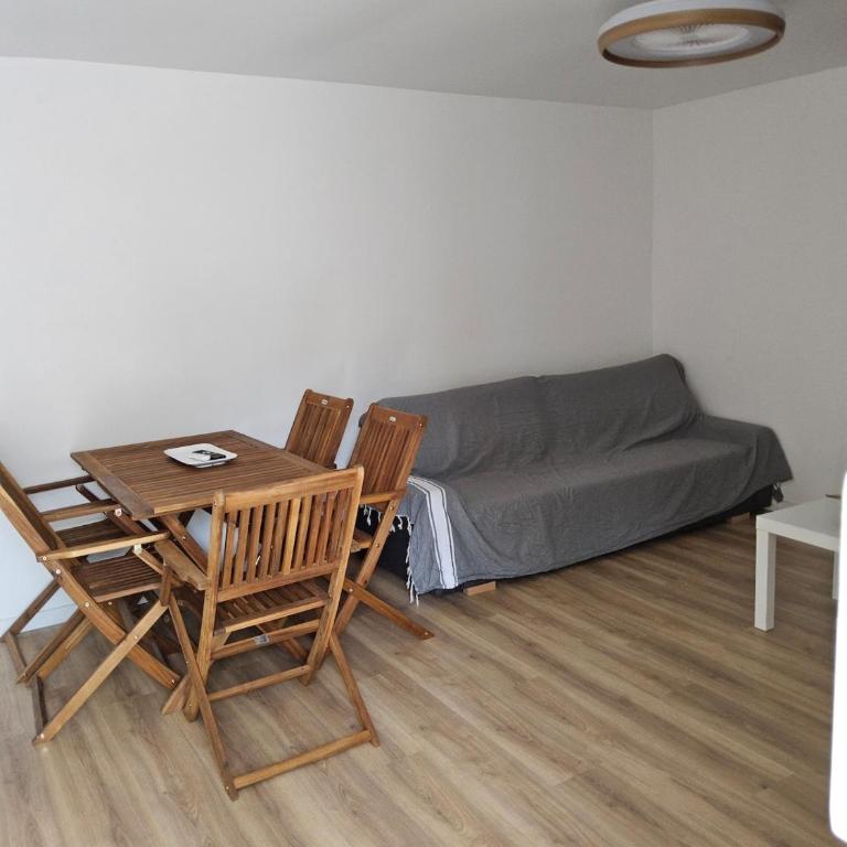 Barracuda of port terrace sea for 6 - Appartement 2 Chambres - 17