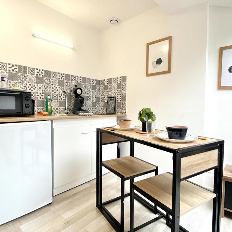 LeNova4 - Centre-ville - TV - WIFI - Appartement 1 Chambre - 9