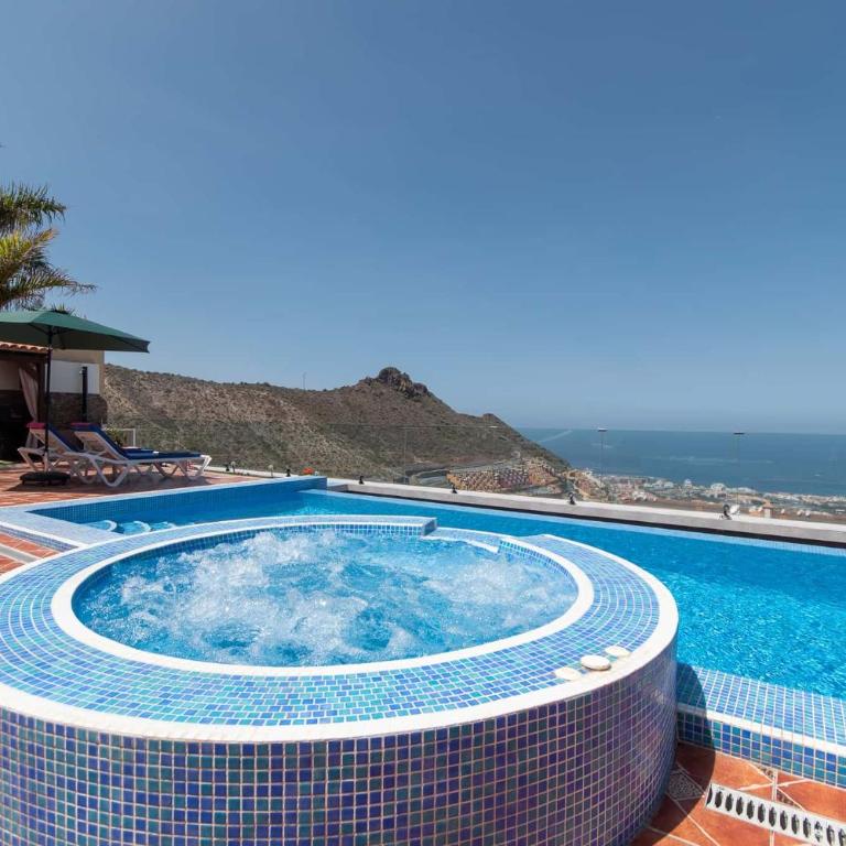 Villa Romantica Lovely 4 Bedroom Villa Private Heated Pool - Villa - 2