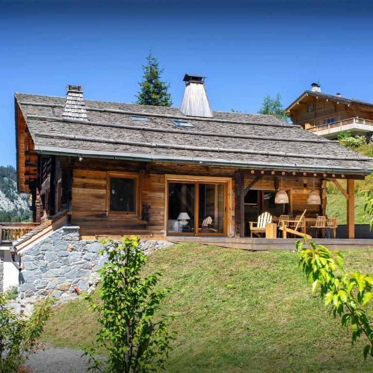 Chalet Frontflip - OVO Network - Chalet - 8