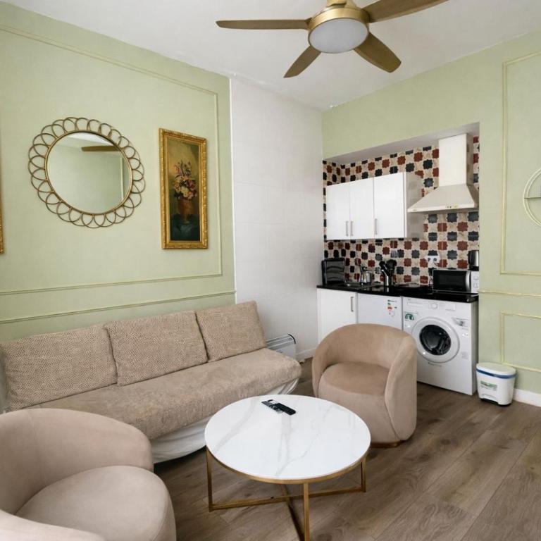 Apartamentos Málaga centro - Apartamento con balcón - 3