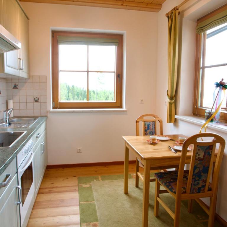Almhaus Karantanien - Apartment mit 2 Schlafzimmern und Balkon - 7