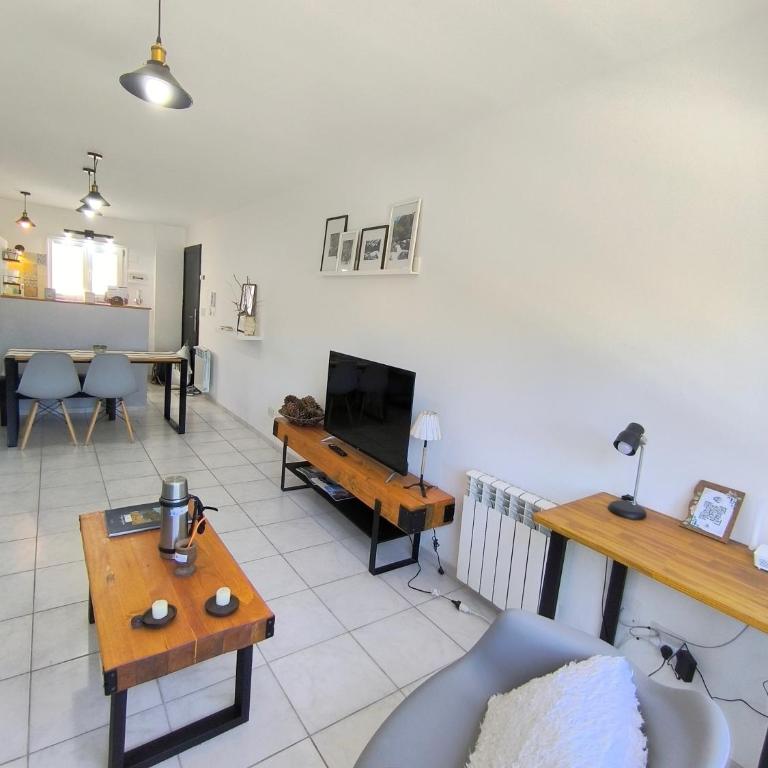 Patagonia Suites Bariloche 2 - Two-Bedroom Apartment - 13