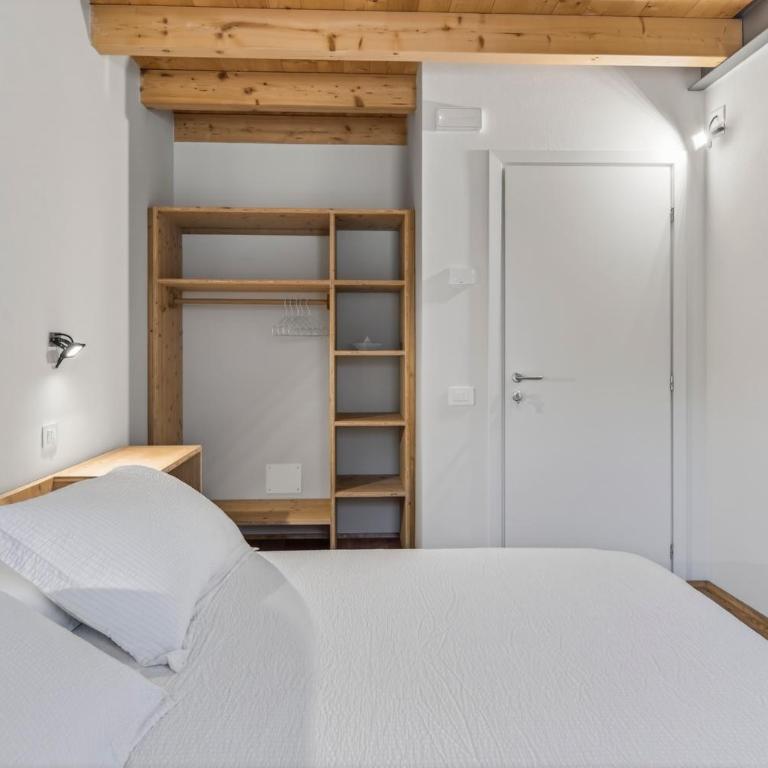 Foresteria Monastero B&B - Camera Matrimoniale/Doppia con Letti Singoli con Bagno in Comune - 8