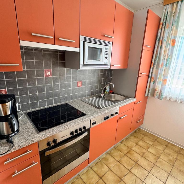 Appartementhaus Karantanien am Ossiacher See - Apartment mit 2 Schlafzimmern, Balkon und Seeblick - 4