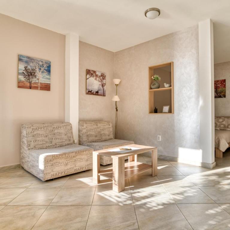 Apartments Moskov - Apartment with Garden View - 17