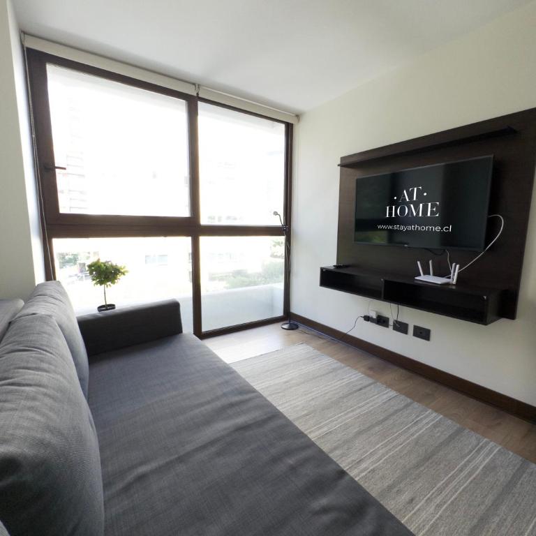AT HOME El Golf - Three-Bedroom Apartment - 18