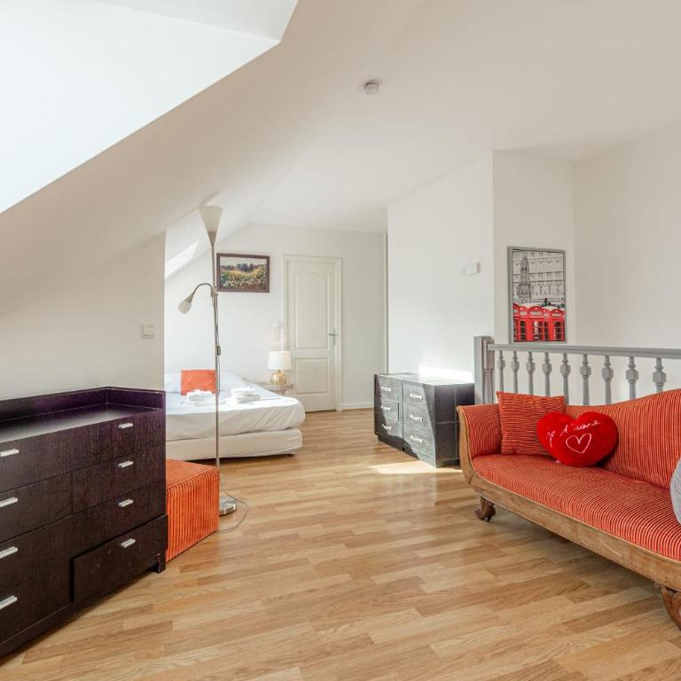 Le Thélème - Duplex apartment in Annecy balcony & parking 800m from the la - Apartment - 30
